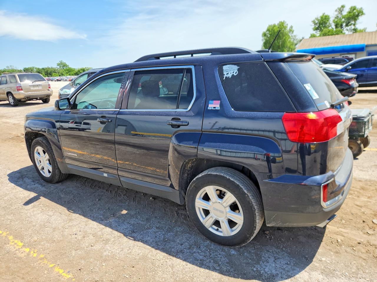 2016 GMC Terrain Sle - Image 2