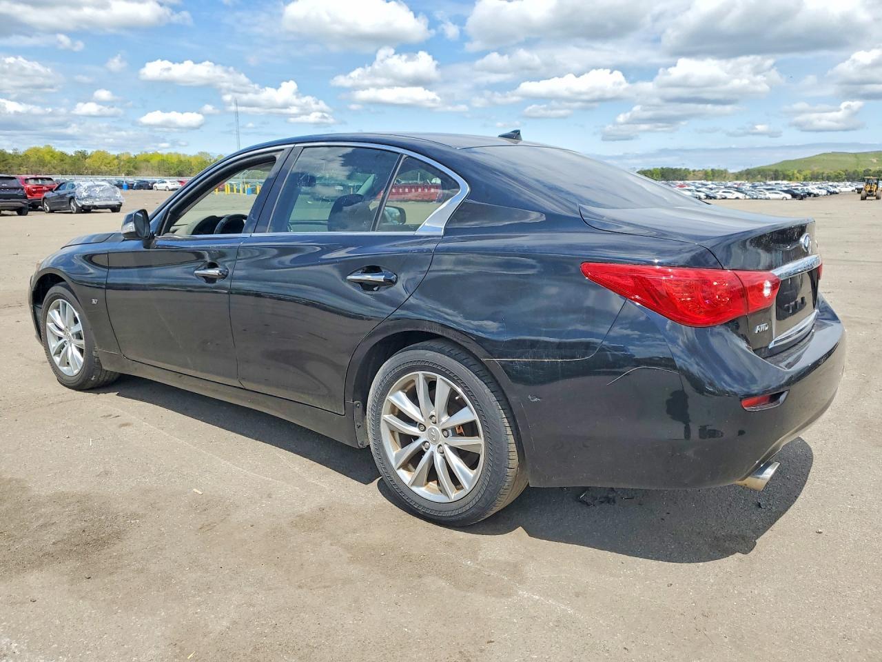 2015 Infiniti Q50 Base - Фото 2