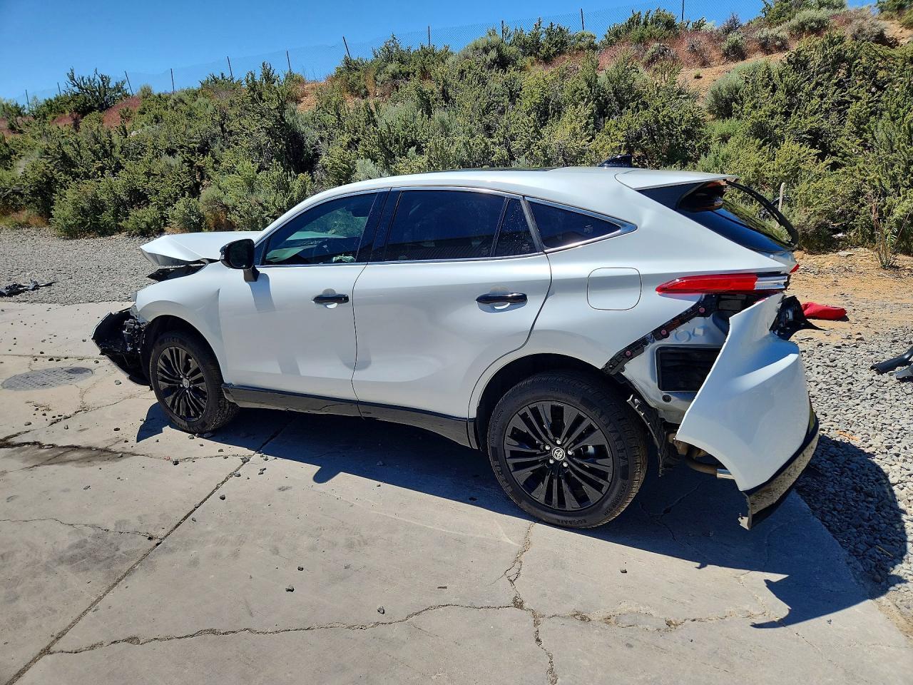 2024 Toyota Venza Nightshade Edition - Фото 2