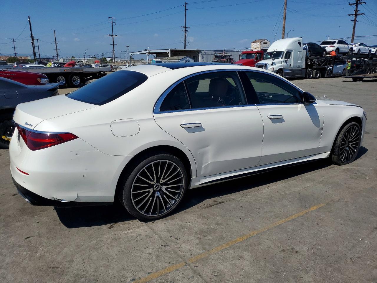 2022 Mercedes-Benz S 500 4Matic - Фото 3
