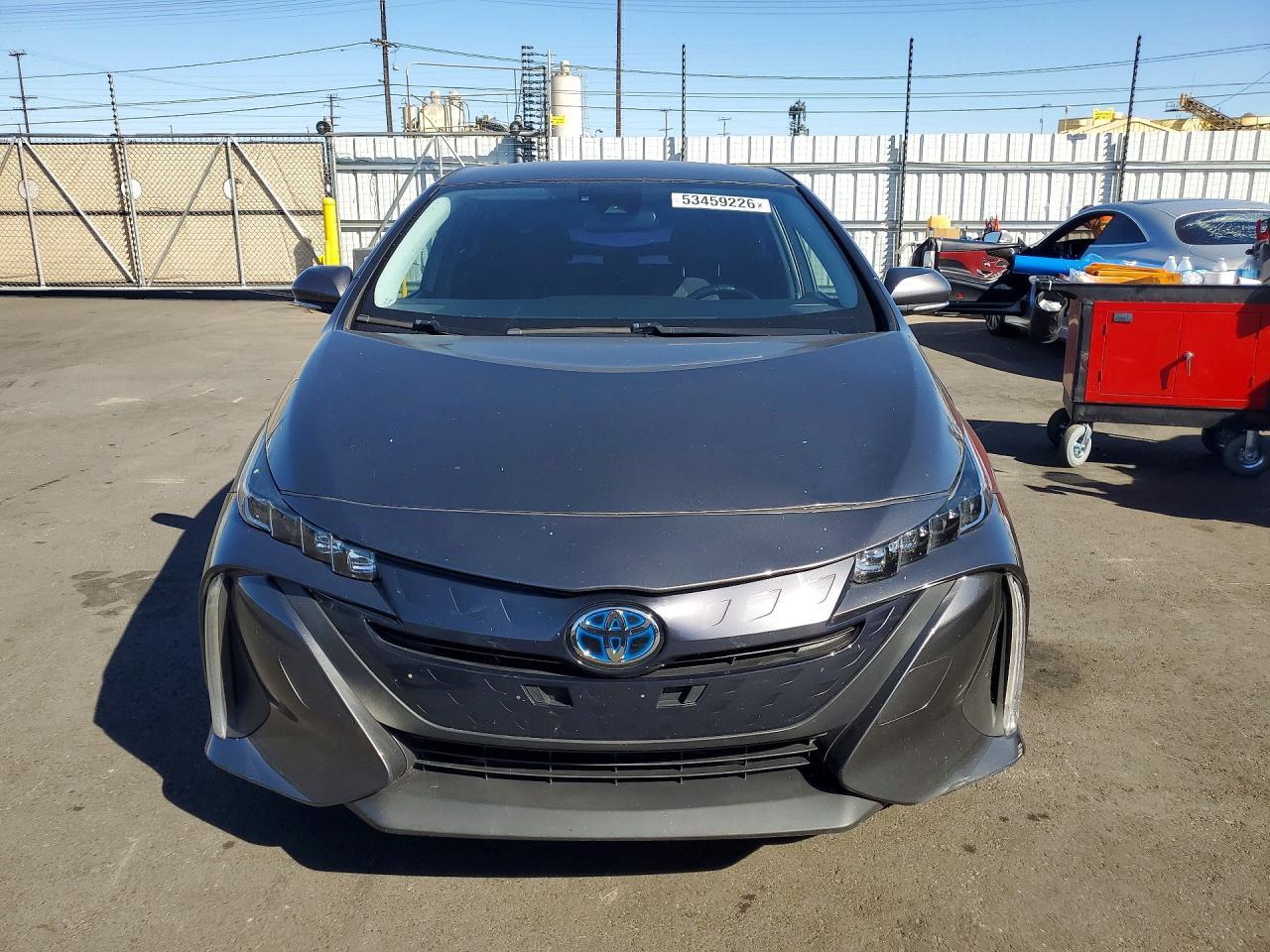 2020 Toyota Prius Prime Le - Image 5