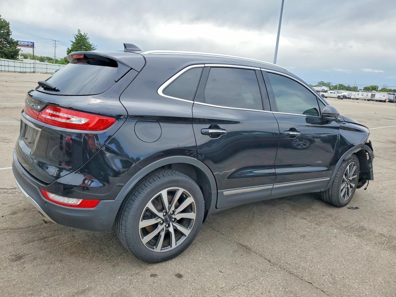2019 Lincoln Mkc Reserve - Image 3