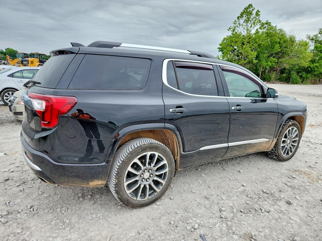 2020 GMC Acadia Denali - Фото 3
