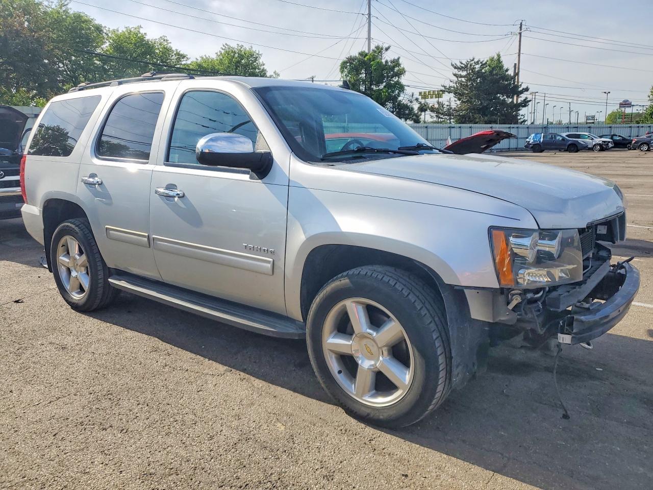 2013 Chevrolet Tahoe K1500 Ls - Фото 4