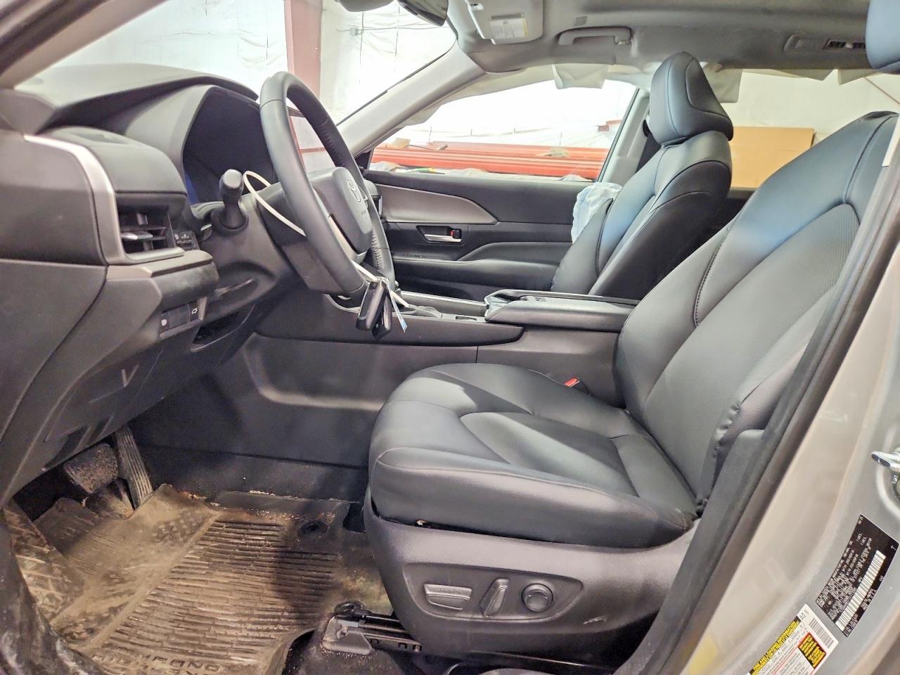 2026 Toyota Grand Highlander Xle - Image 7