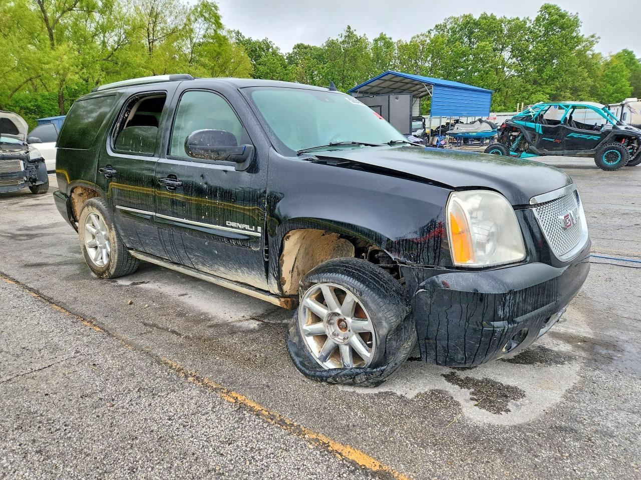 2008 GMC Yukon Denali - Фото 4