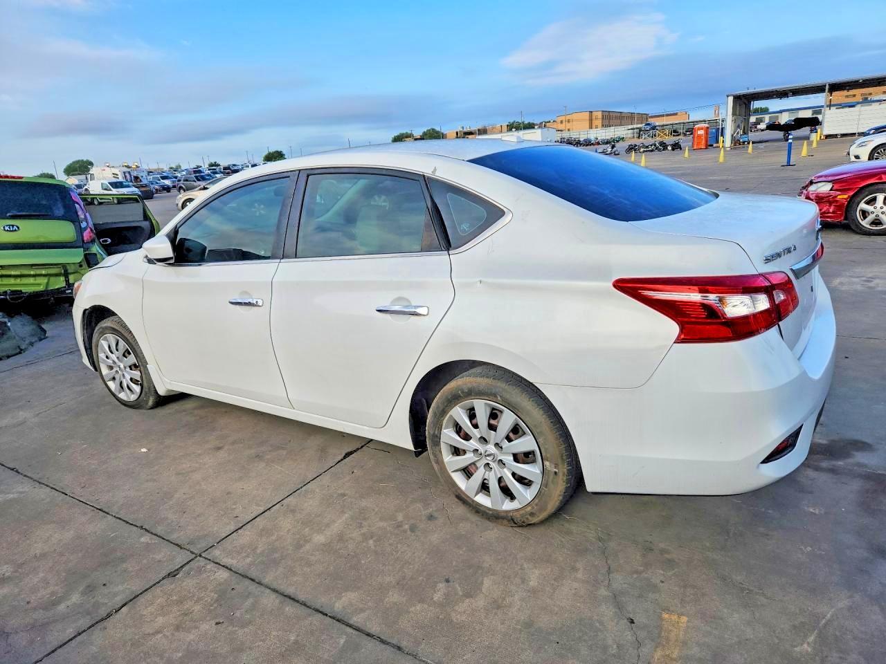 2016 Nissan Sentra Sv - Фото 2