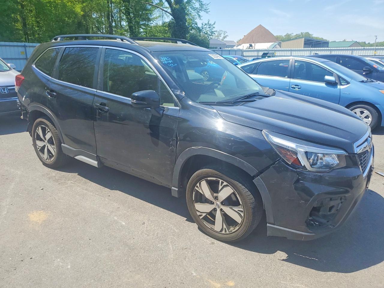 2020 Subaru Forester Touring - Image 4