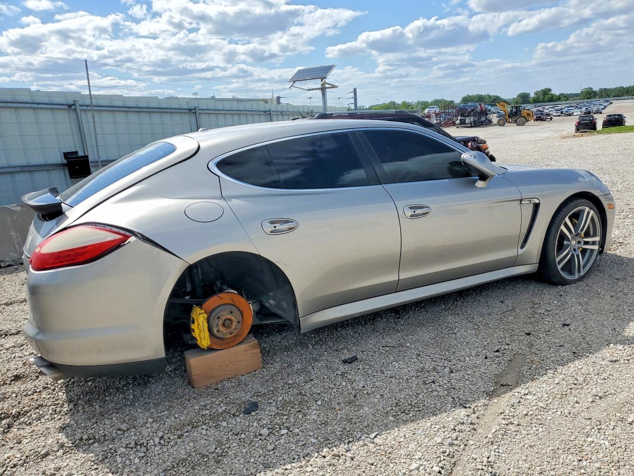2010 Porsche Panamera S - Фото 3