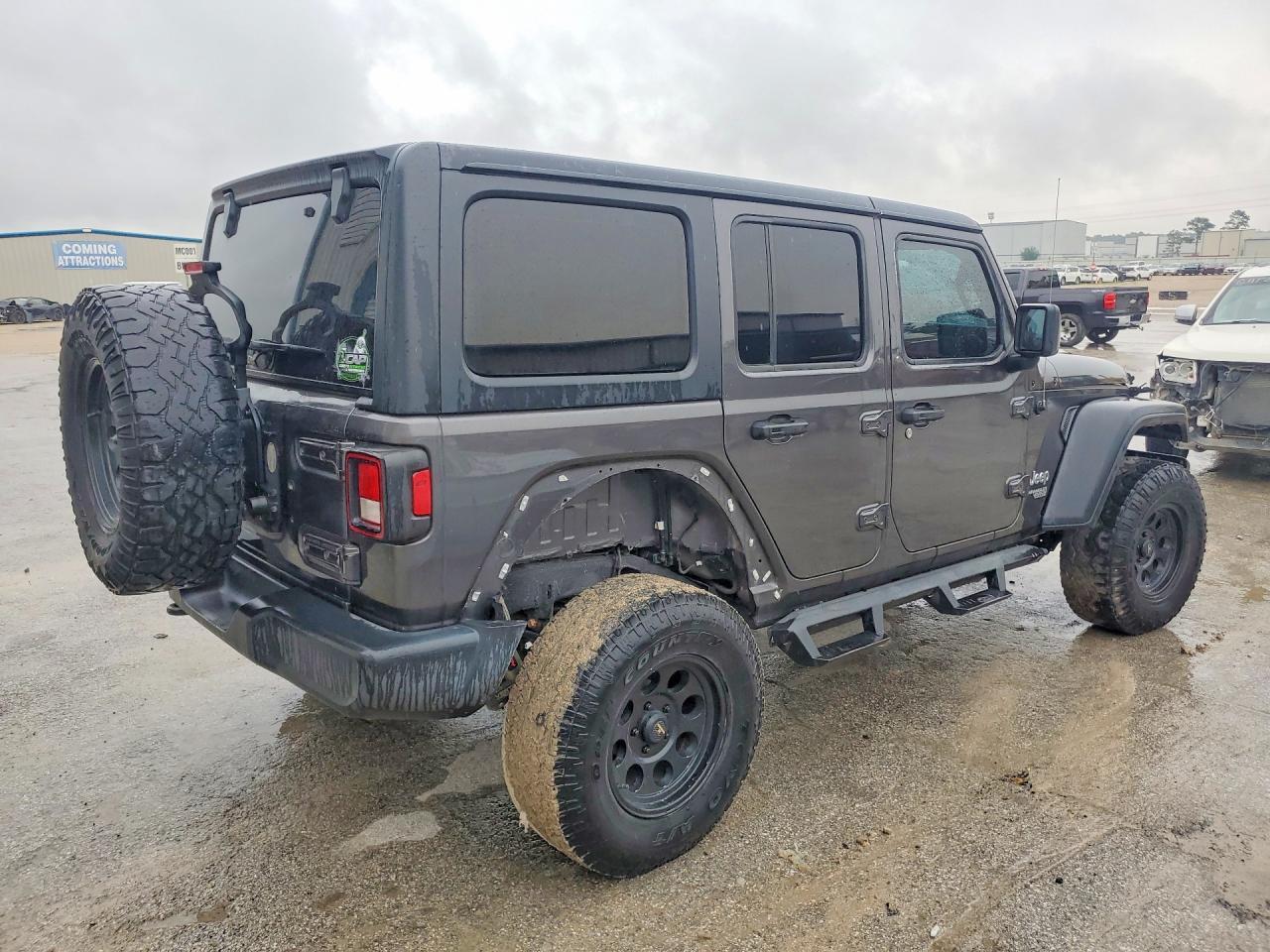 2020 Jeep Wrangler Unlimited Sport - Фото 3