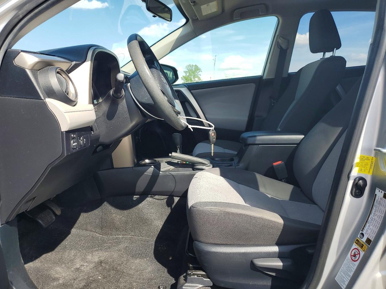 2015 Toyota Rav4 Le - Фото 7