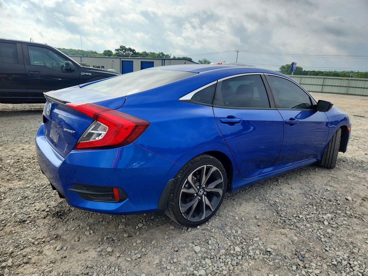 2021 Honda Civic Sport - Фото 3