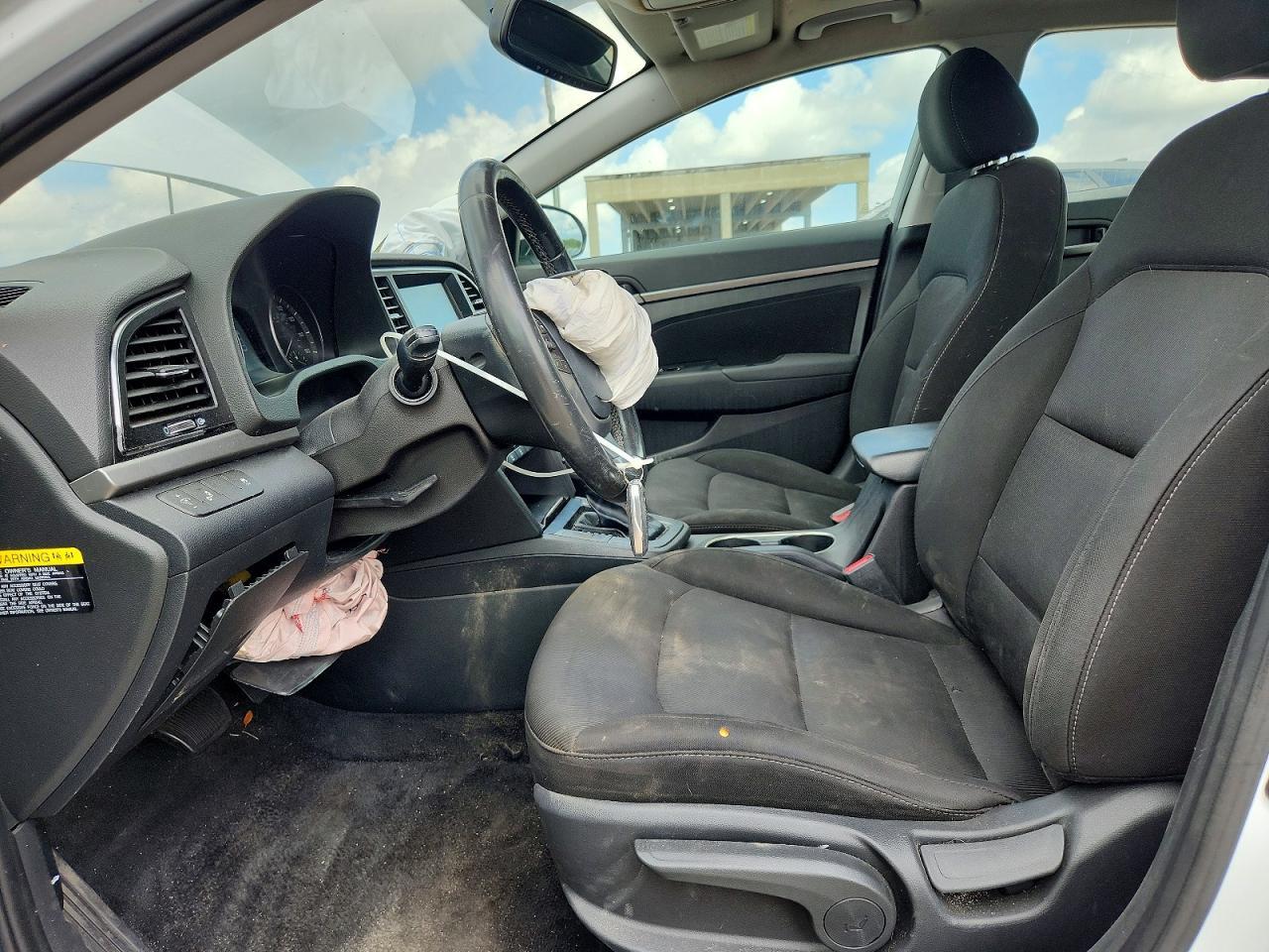 2018 Hyundai Elantra Value Edition - Фото 7