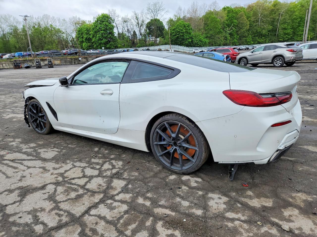2020 BMW M850Xi - Фото 2