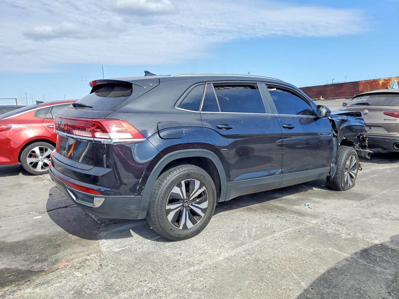 2024 Volkswagen Atlas Cross Sport Se - Фото 3