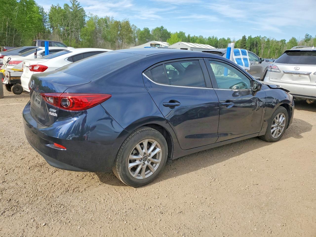 2016 Mazda 3 Touring - Image 3