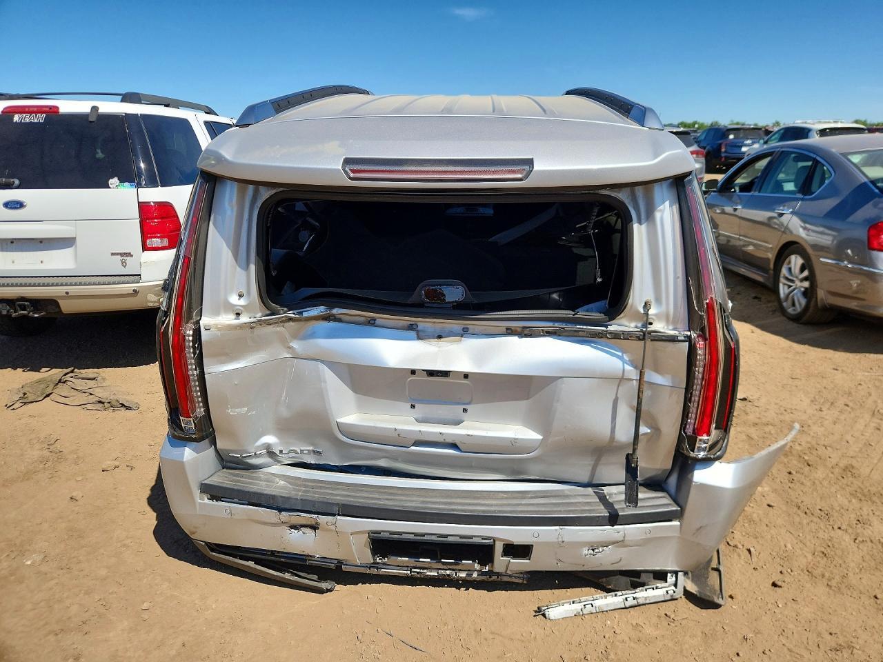 2019 Cadillac Escalade Esv Luxury - Image 6
