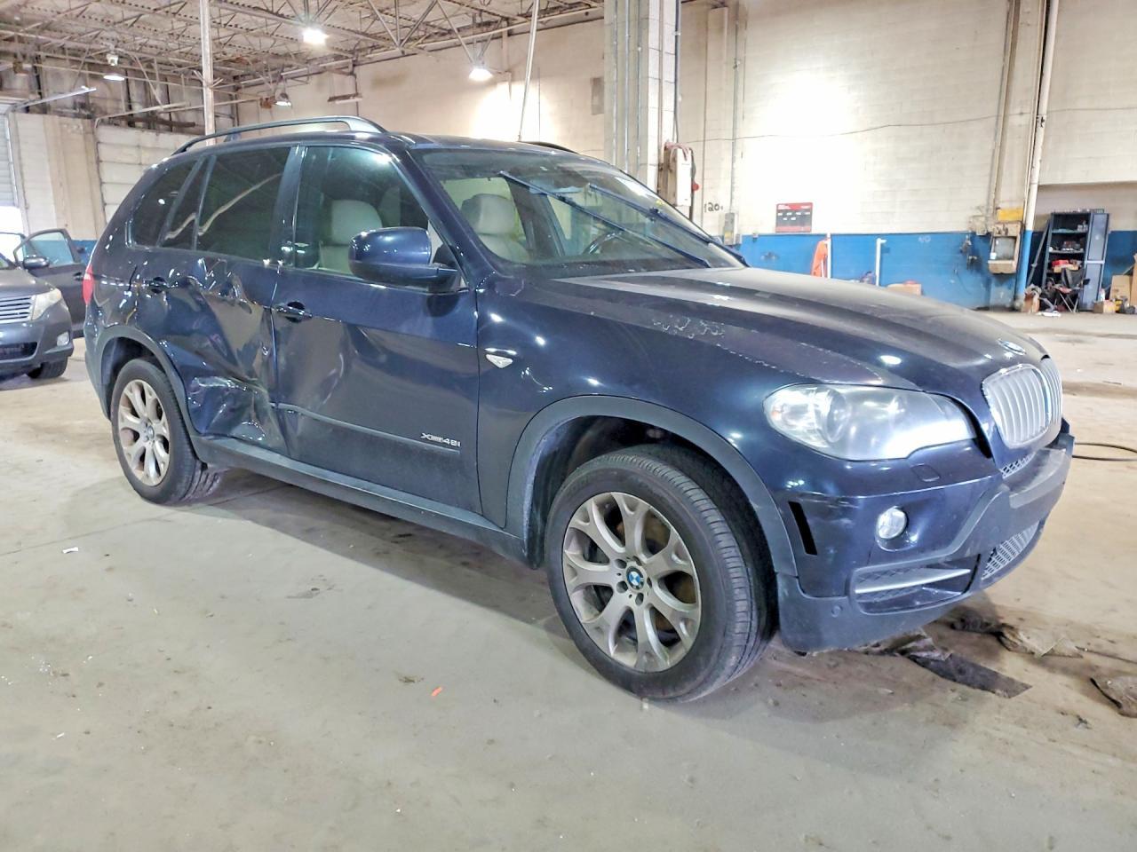 2010 BMW X5 xDrive48I - Image 4