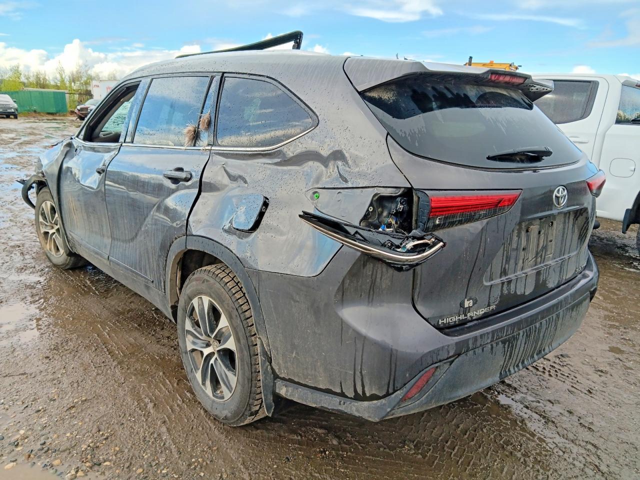 2021 Toyota Highlander Xle - Фото 2