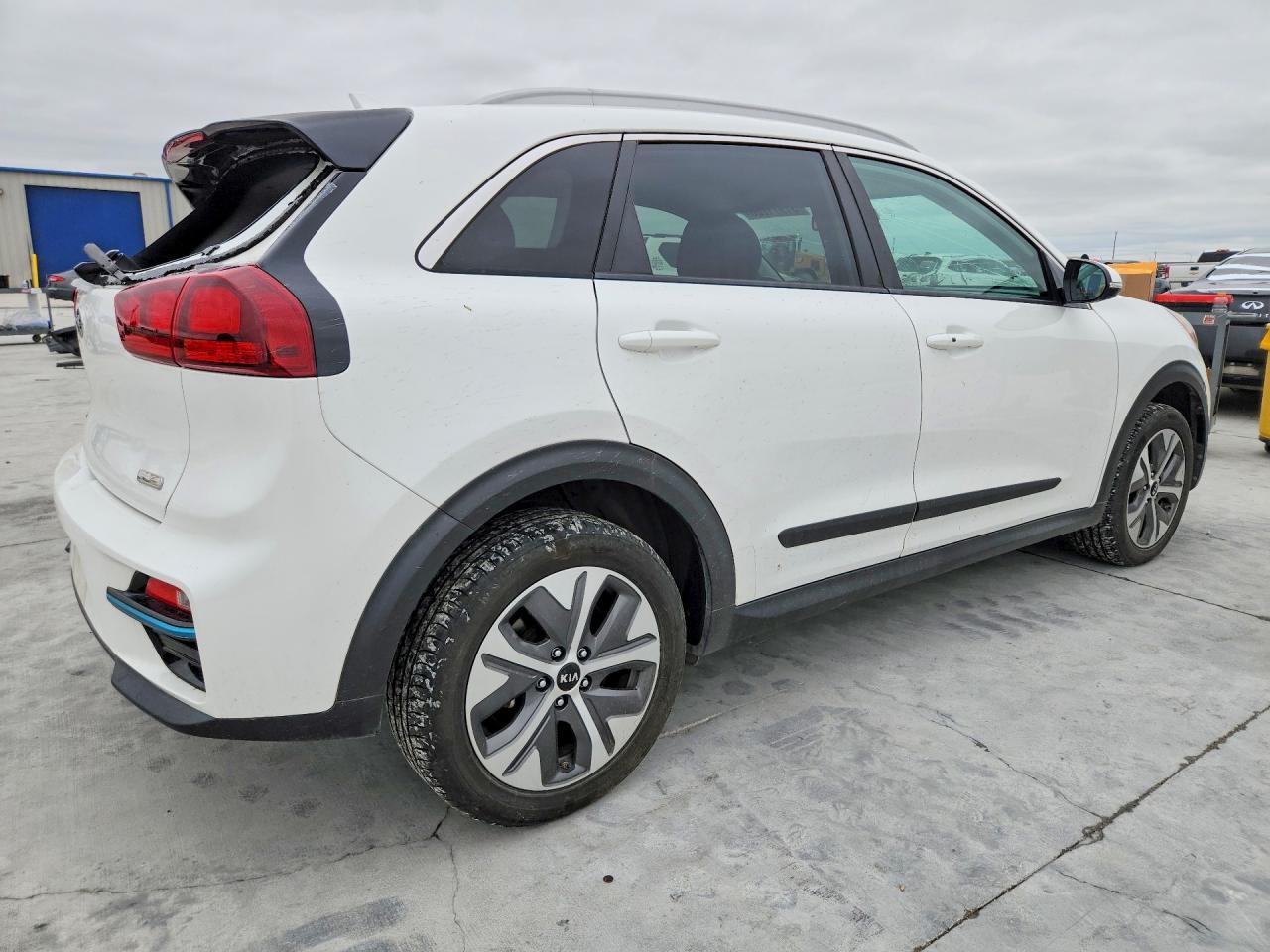 2021 Kia Niro - Image 3