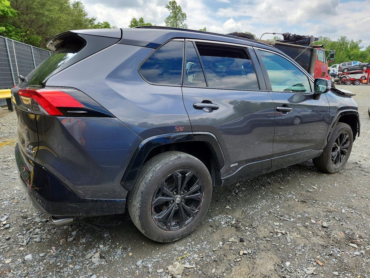 2024 Toyota Rav4 Se - Фото 3