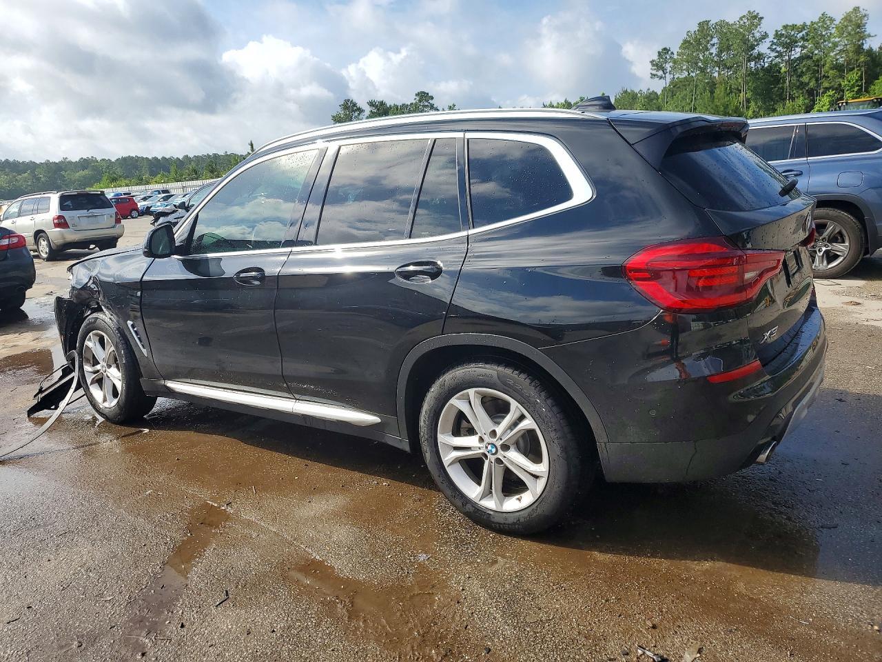 2021 BMW X3 Sdrive30I - Фото 2
