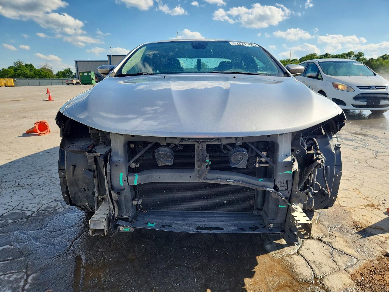2016 Chrysler 200 Limited - Фото 5
