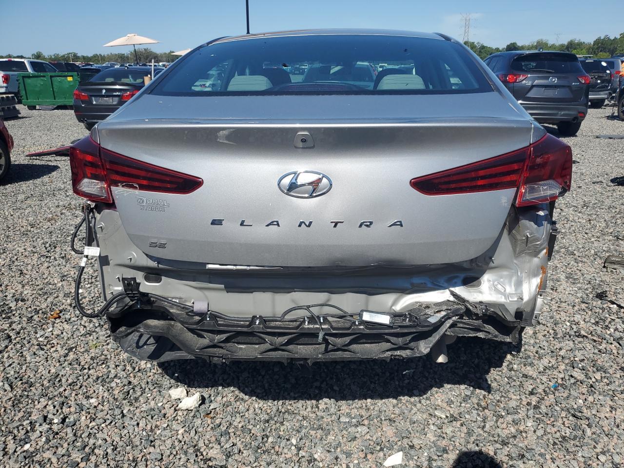 2020 Hyundai Elantra - Image 6