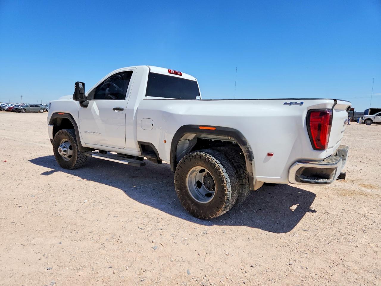 2020 GMC Sierra K3500 - Фото 2