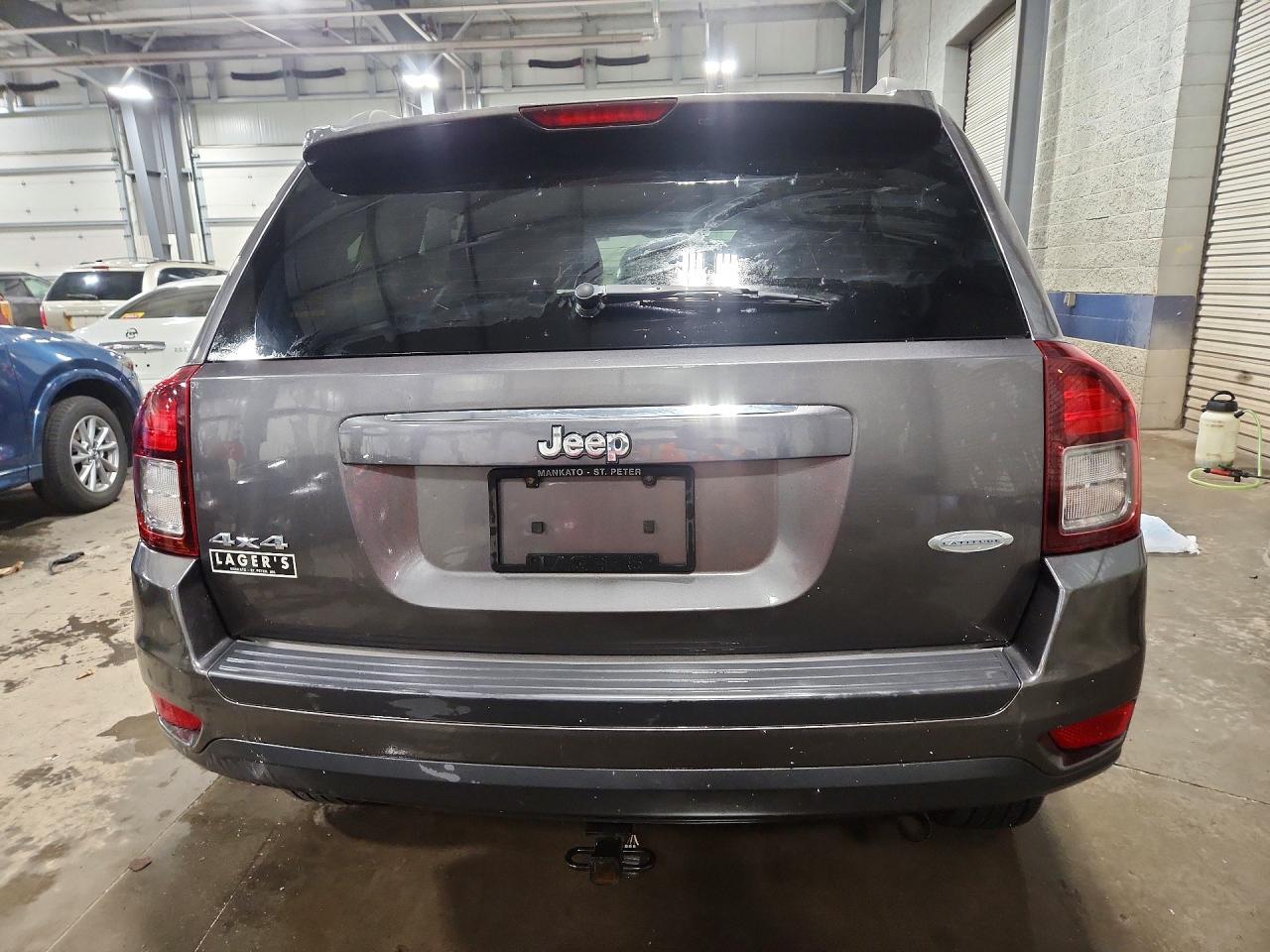 2015 Jeep Compass Latitude - Фото 6