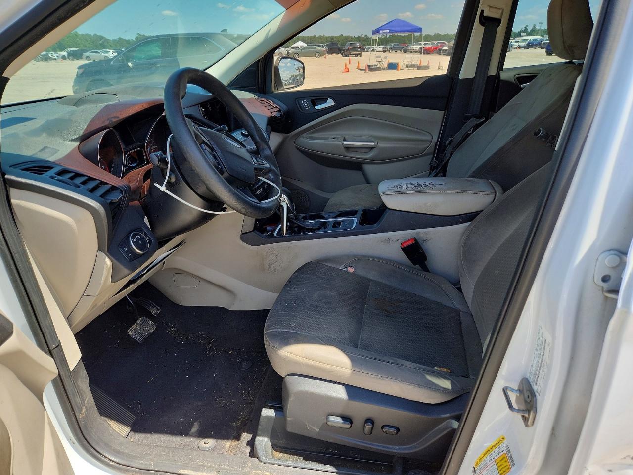 2019 Ford Escape S - Image 7