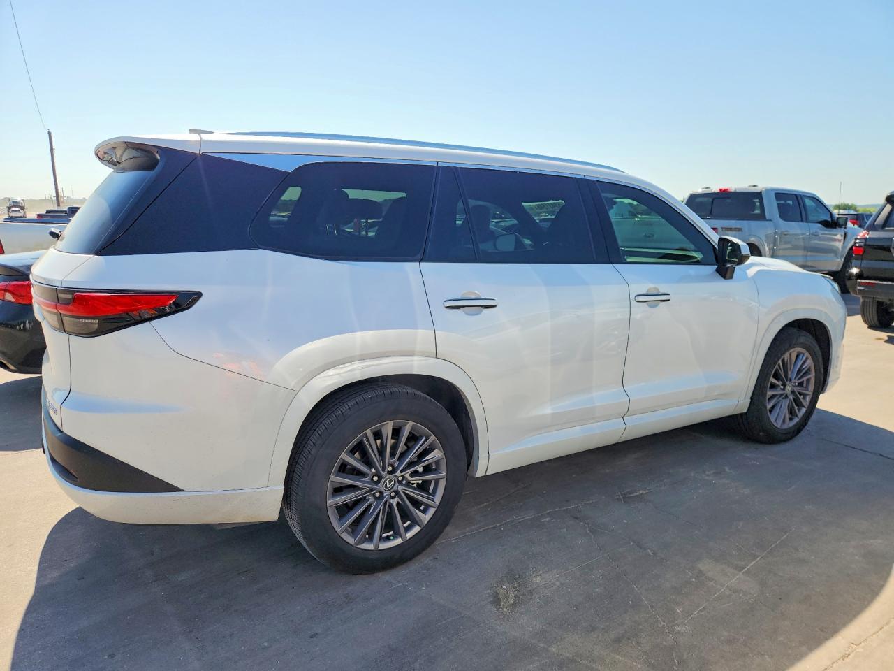 2024 Lexus Tx 350 Base - Image 3