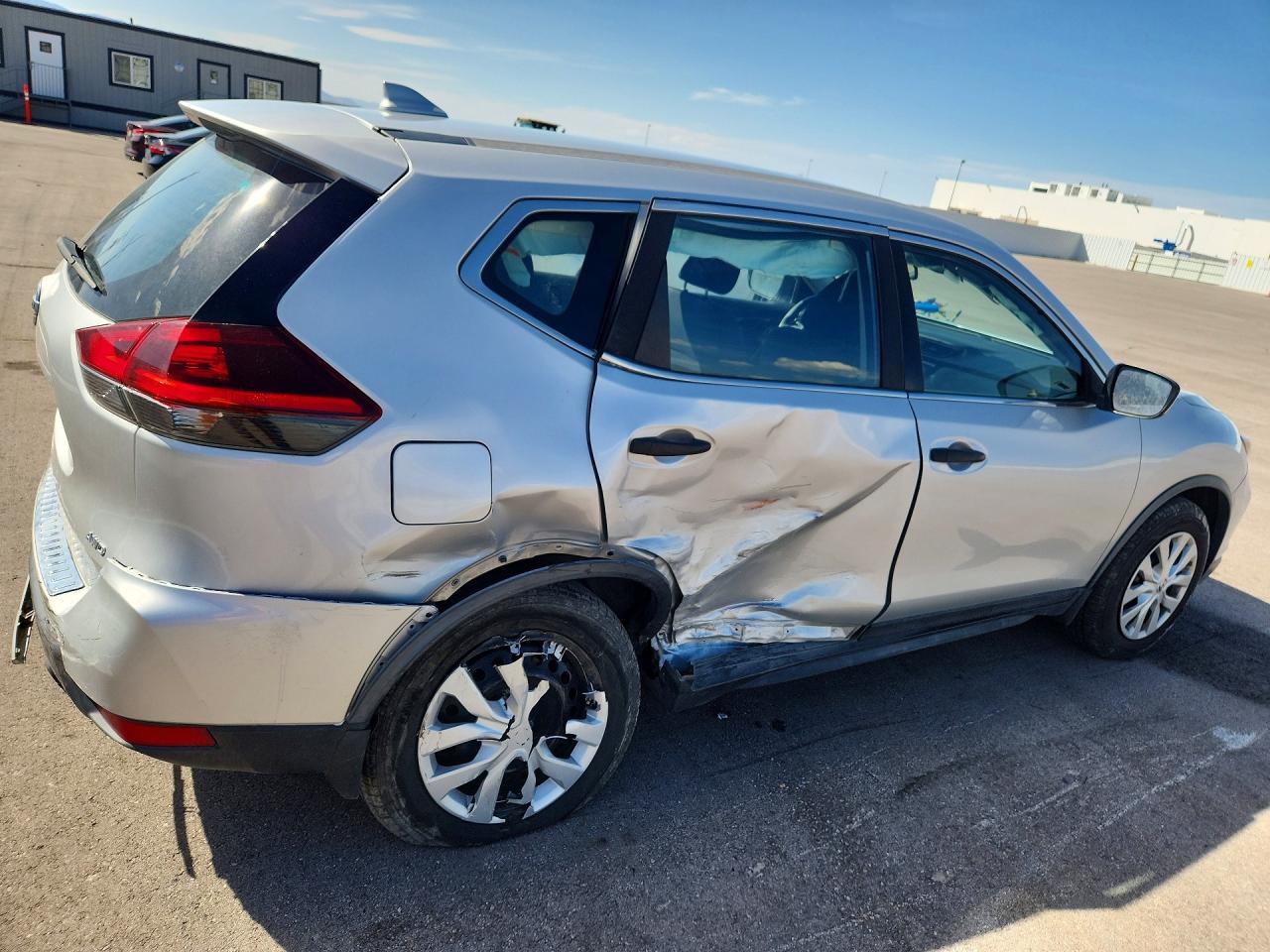 2019 Nissan Rogue S - Фото 3