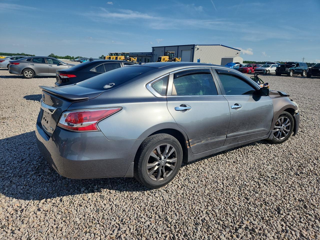 2015 Nissan Altima 2.5 S - Фото 3