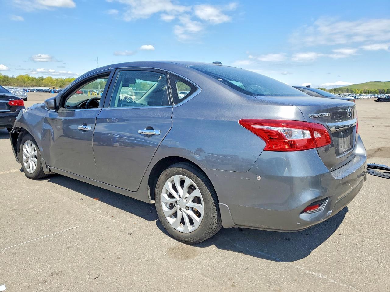 2019 Nissan Sentra Sv - Фото 2
