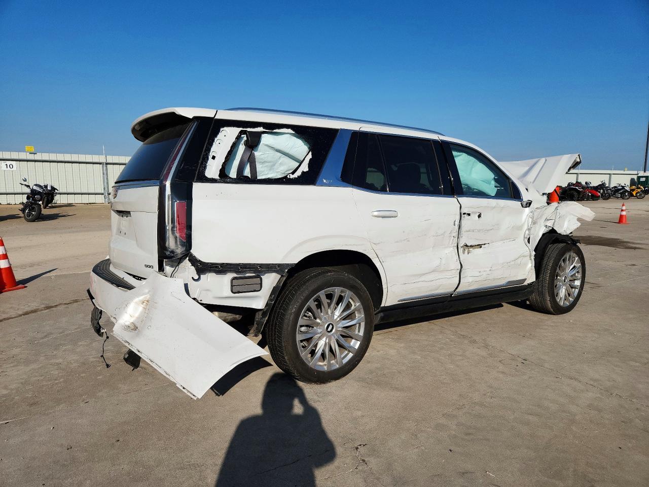 2024 Cadillac Escalade Premium Luxury - Фото 3