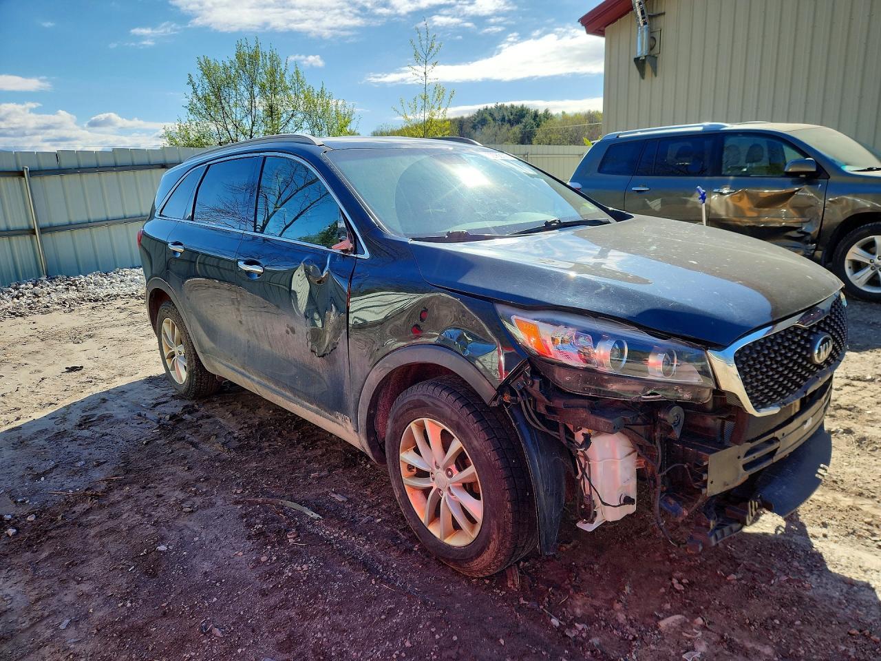 2018 Kia Sorento Lx - Image 4