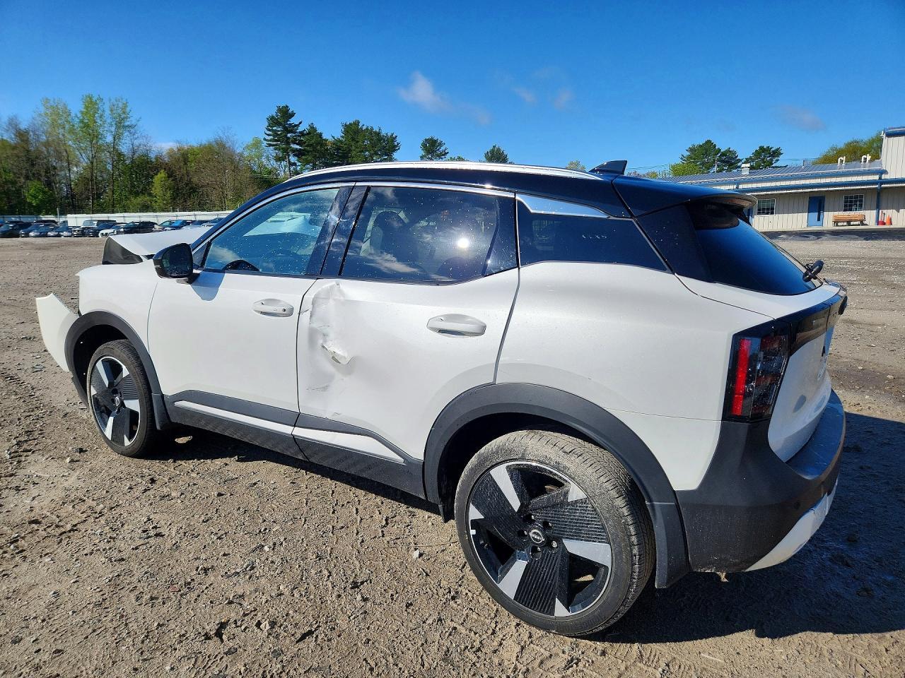 2025 Nissan Kicks Sr - Фото 2