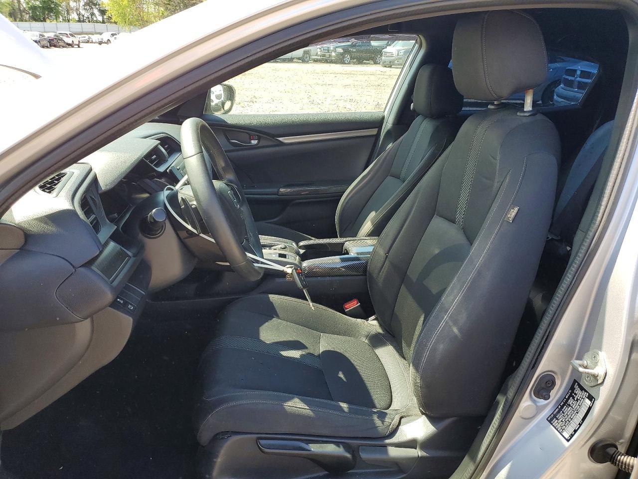 2018 Honda Civic Sport - Image 7