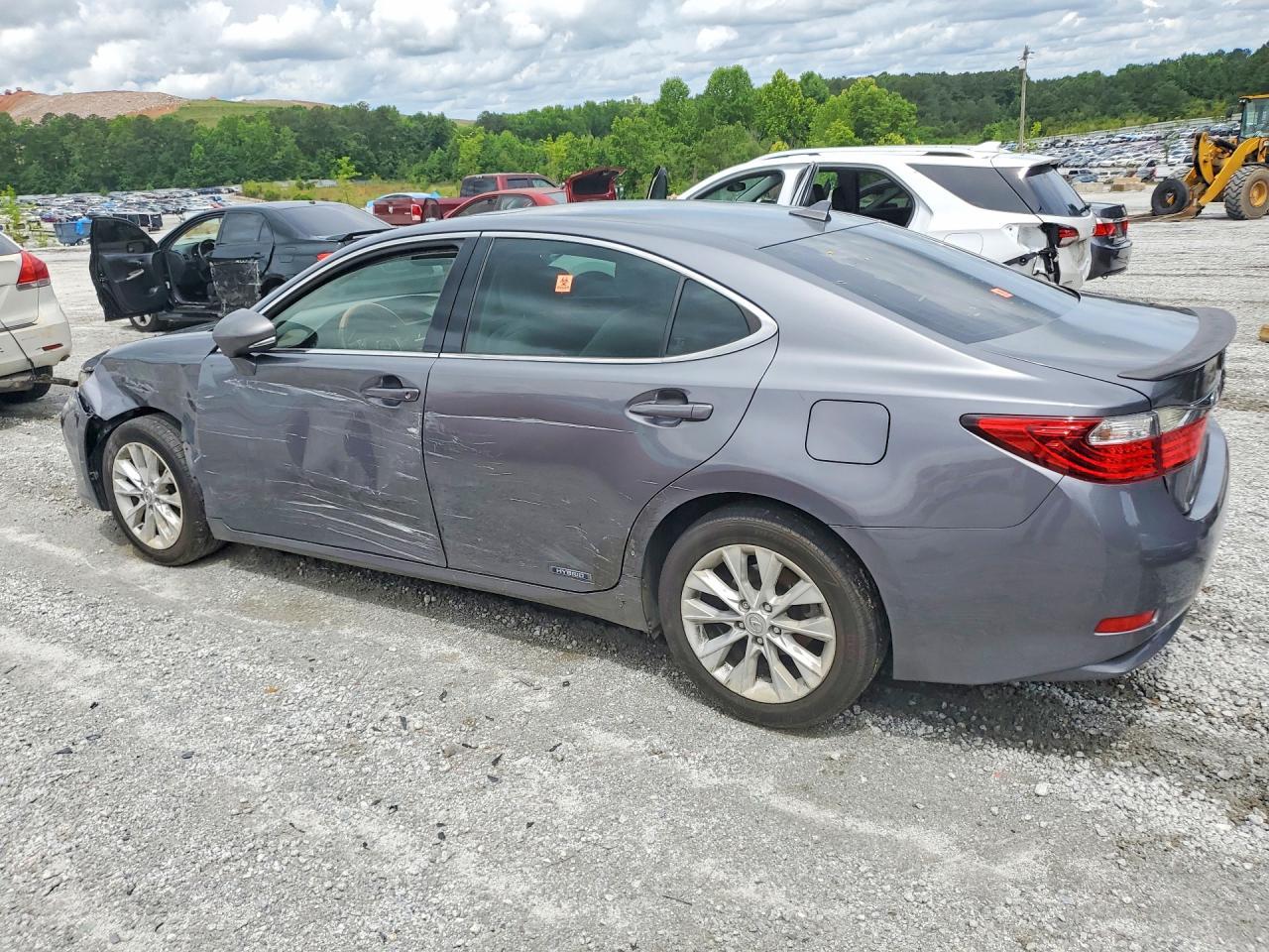 2013 Lexus Es 300H - Фото 2