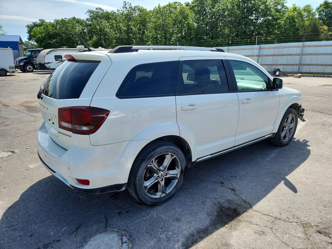 2018 Dodge Journey Crossroad - Фото 3