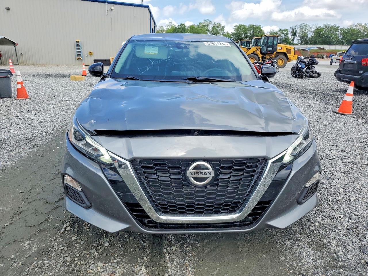 2021 Nissan Altima Sr - Фото 5