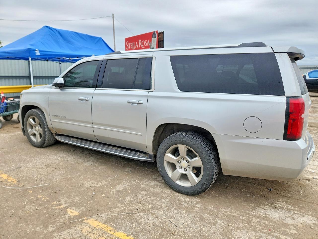 2018 Chevrolet Suburban K1500 Premier - Фото 2