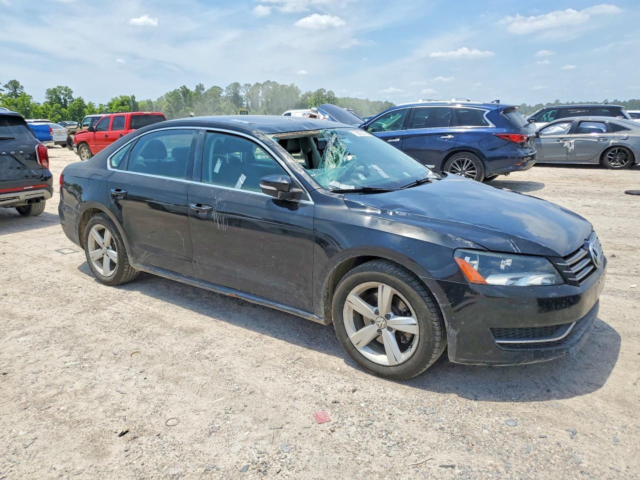 2013 Volkswagen Passat Se - Фото 4