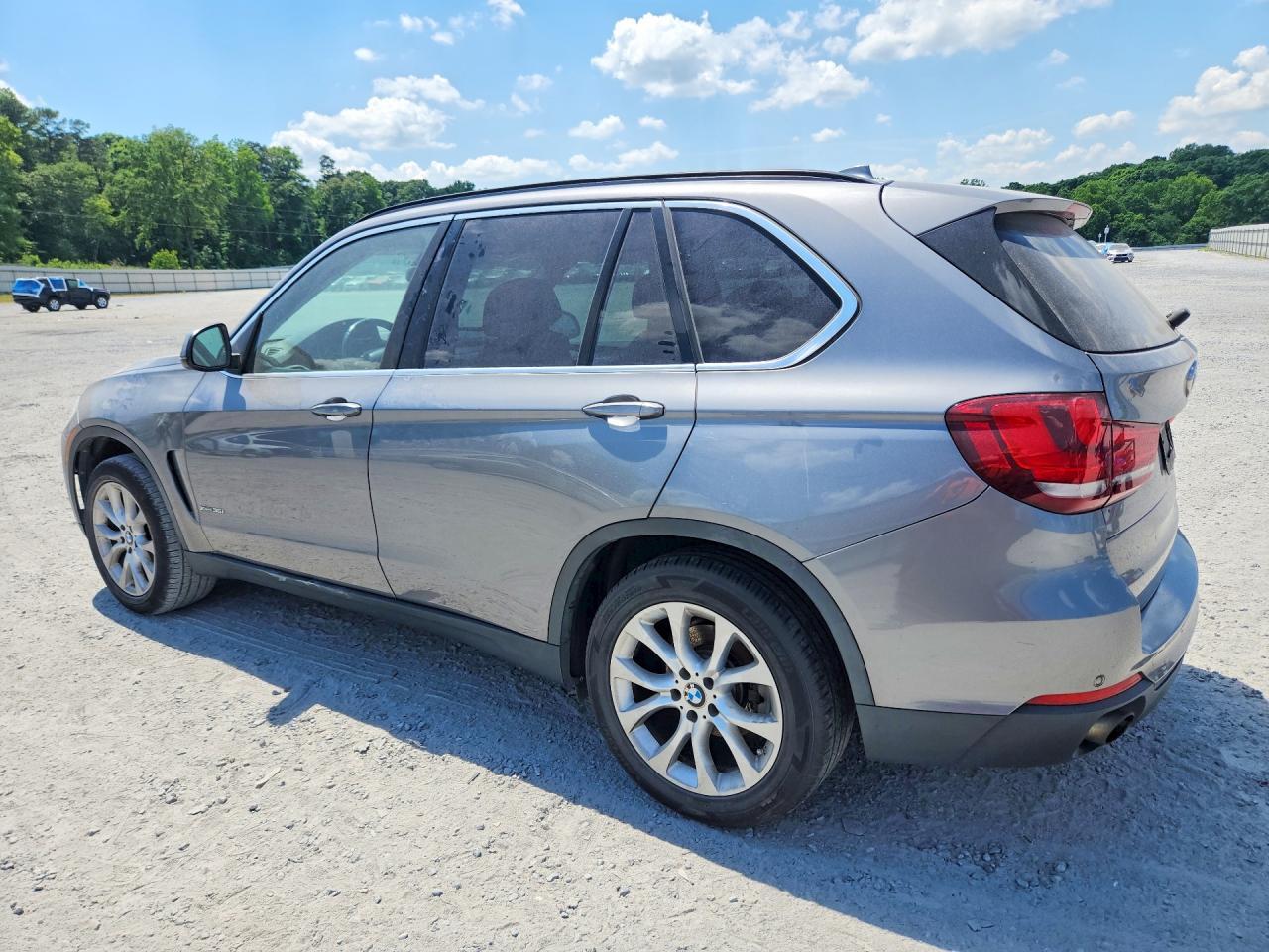 2016 BMW X5 xDrive35I - Фото 2
