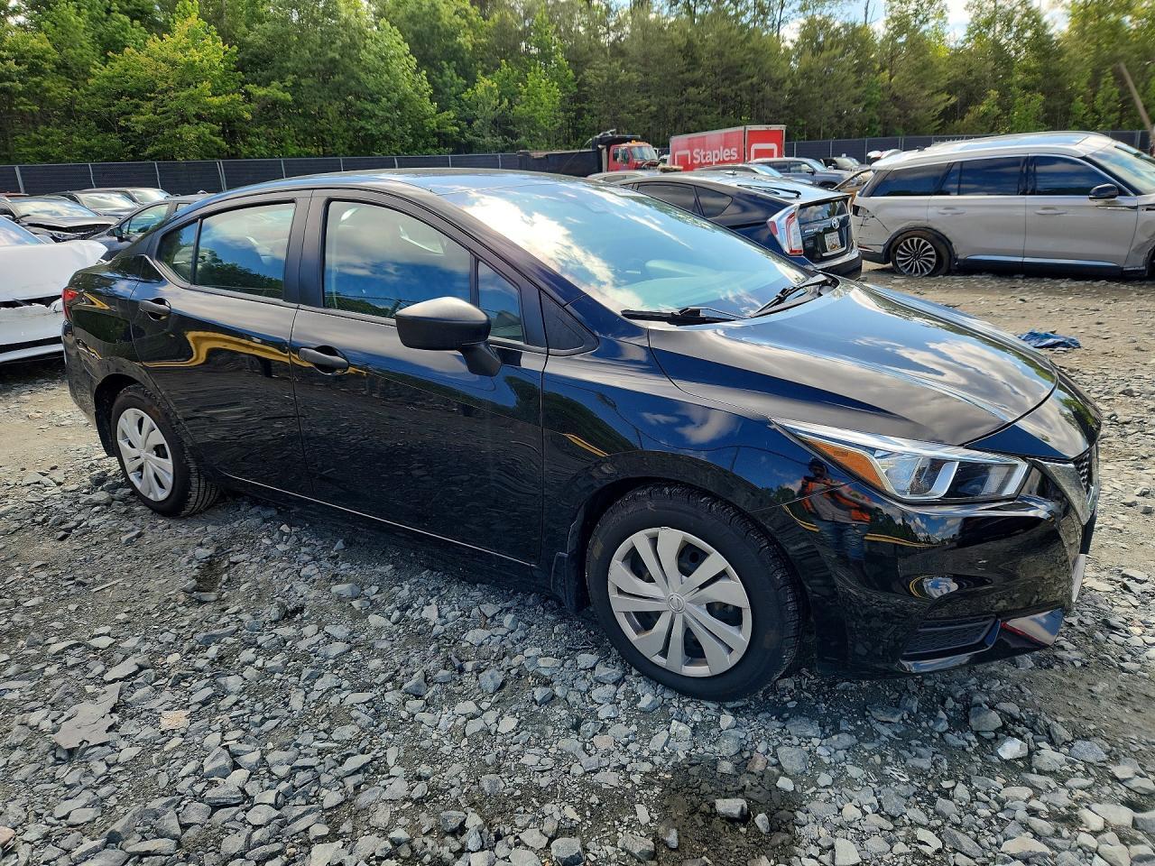 2020 Nissan Versa S - Image 4