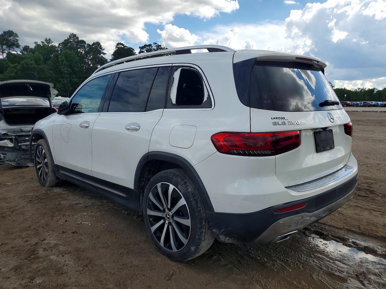 2021 Mercedes-Benz Glb 250 - Image 2