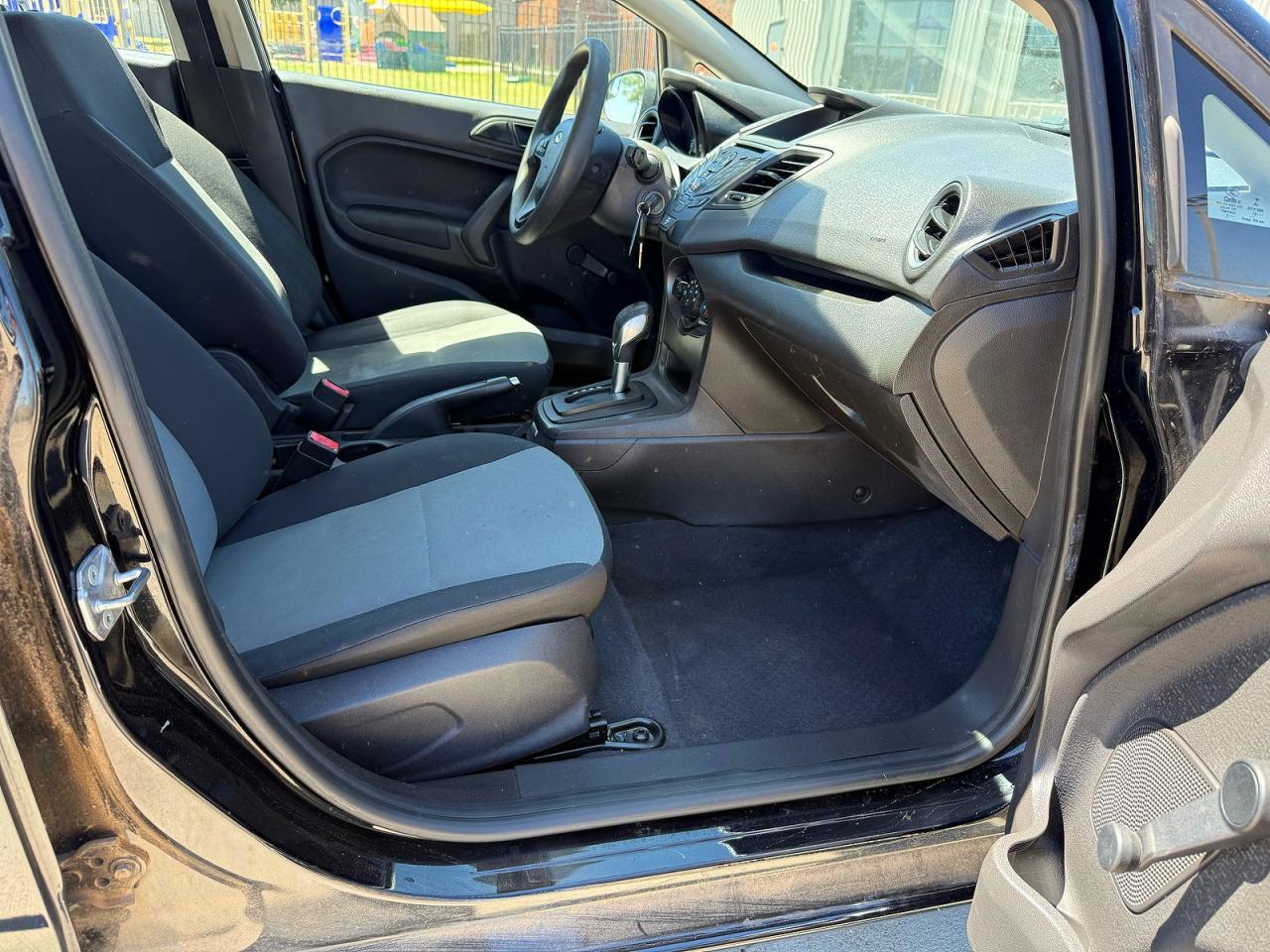 2019 Ford Fiesta S - Image 5