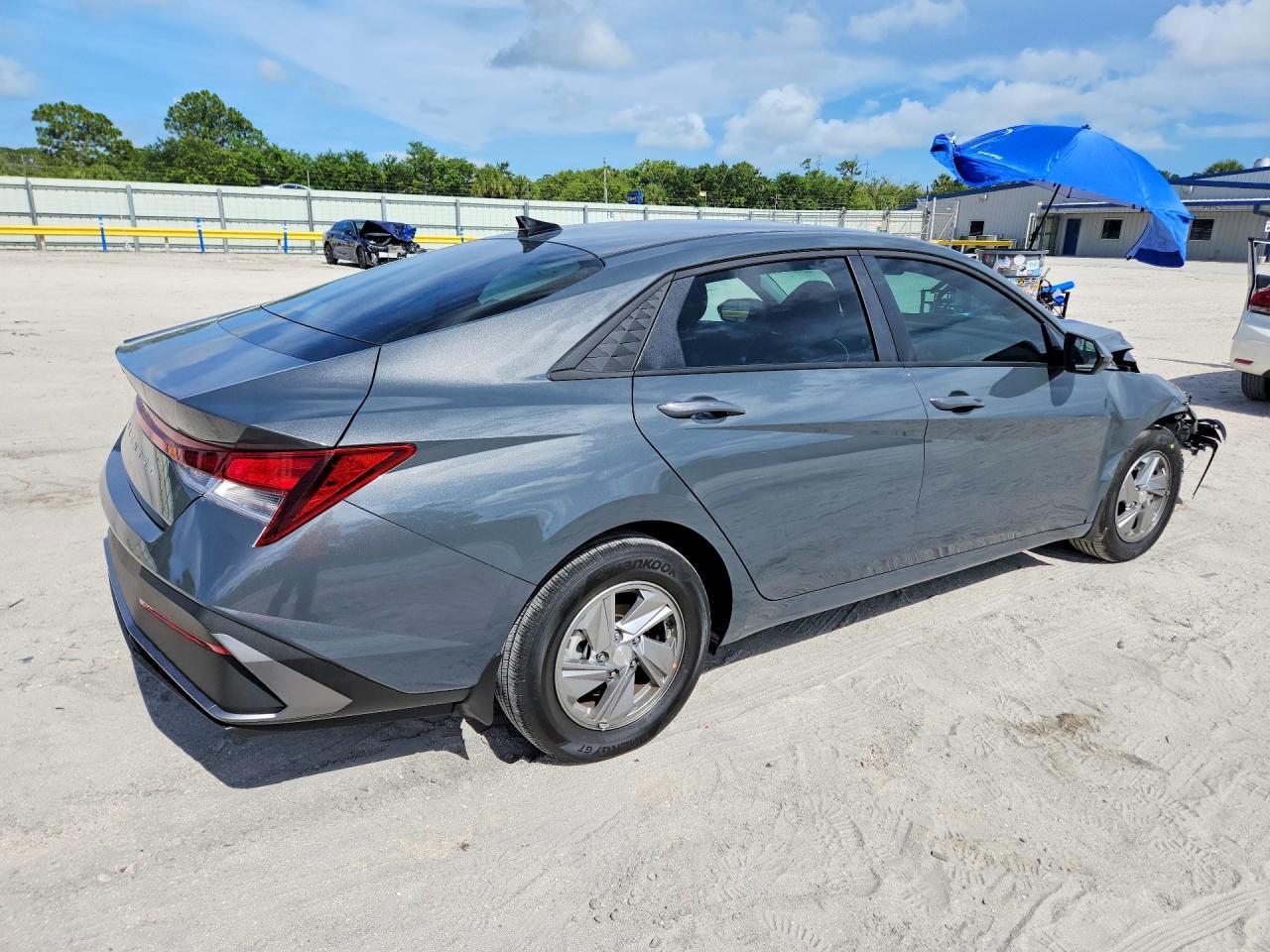 2026 Hyundai Elantra Se - Фото 3