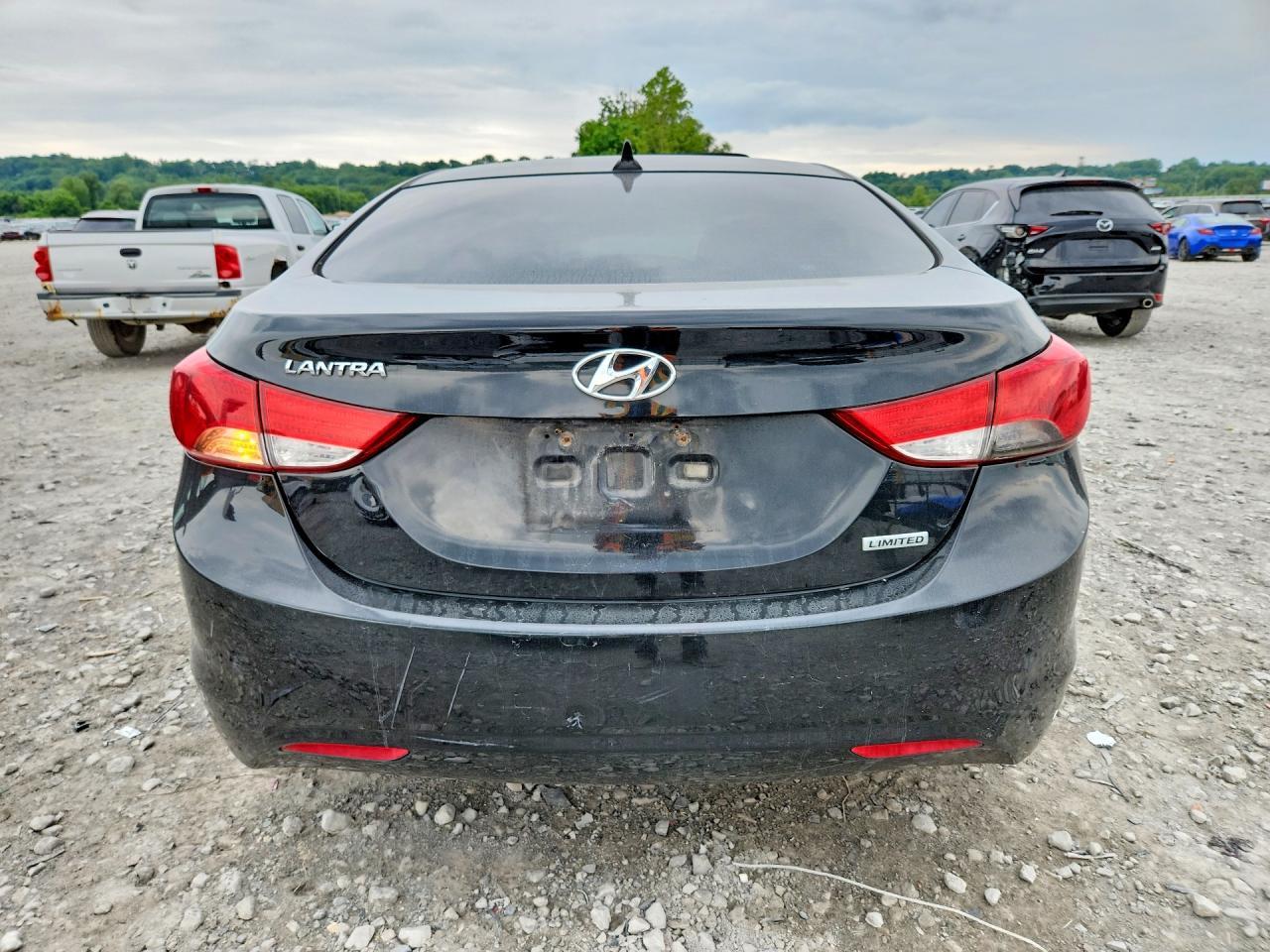 2013 Hyundai Elantra Limited - Image 6